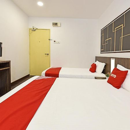 4S Hotel Muar Exterior photo